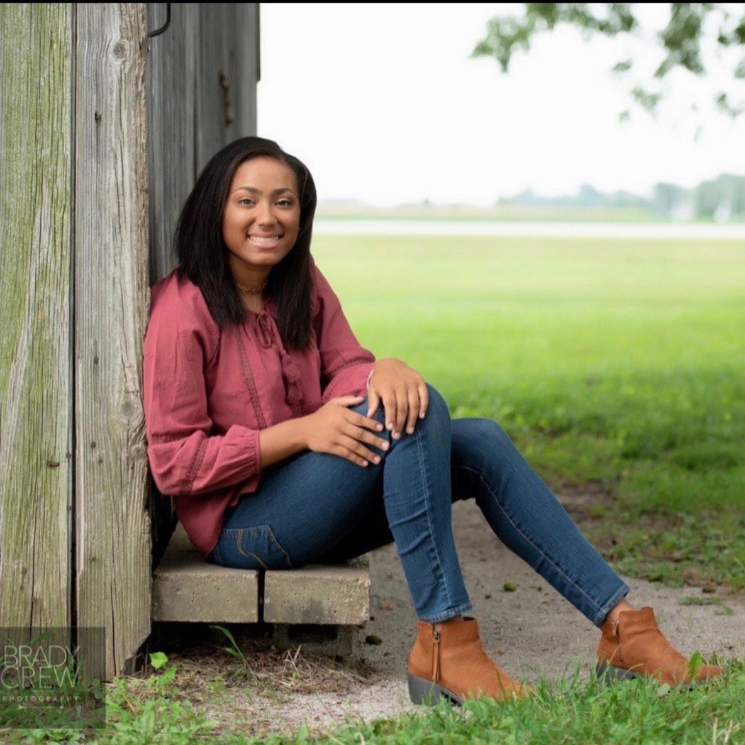 Hearts Of Gold - Reflections from Gold Award Girl Scouts