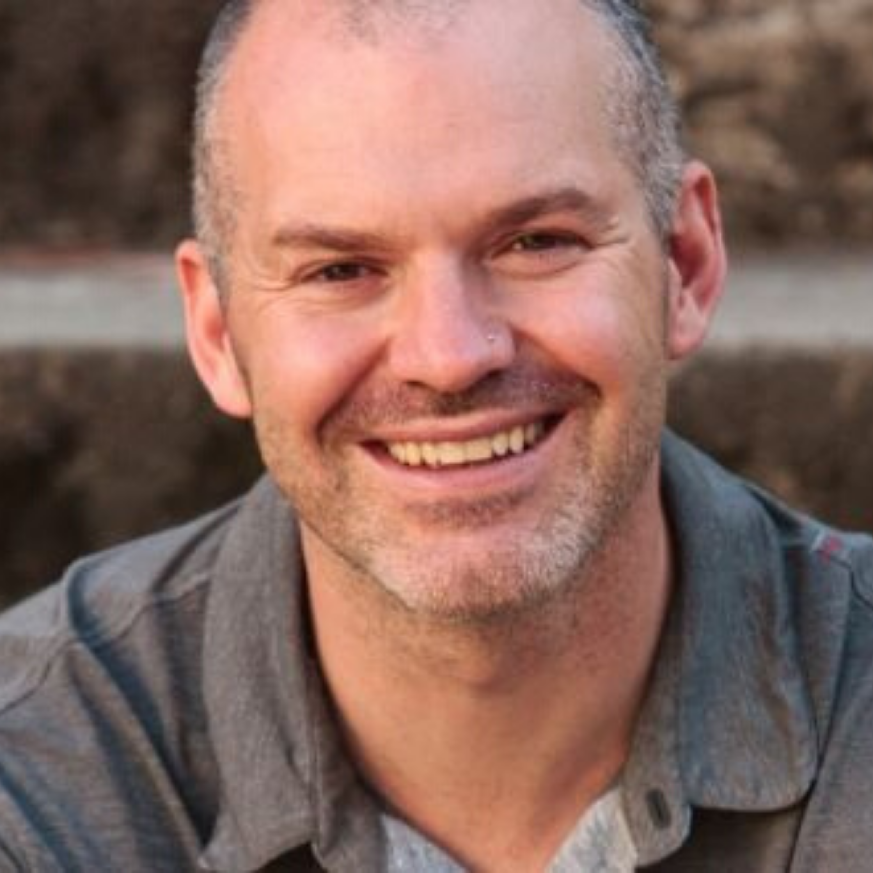 EFR 294: How to Build Strong and Long-Lasting Relationships with Fiachra Figs O'Sullivan
