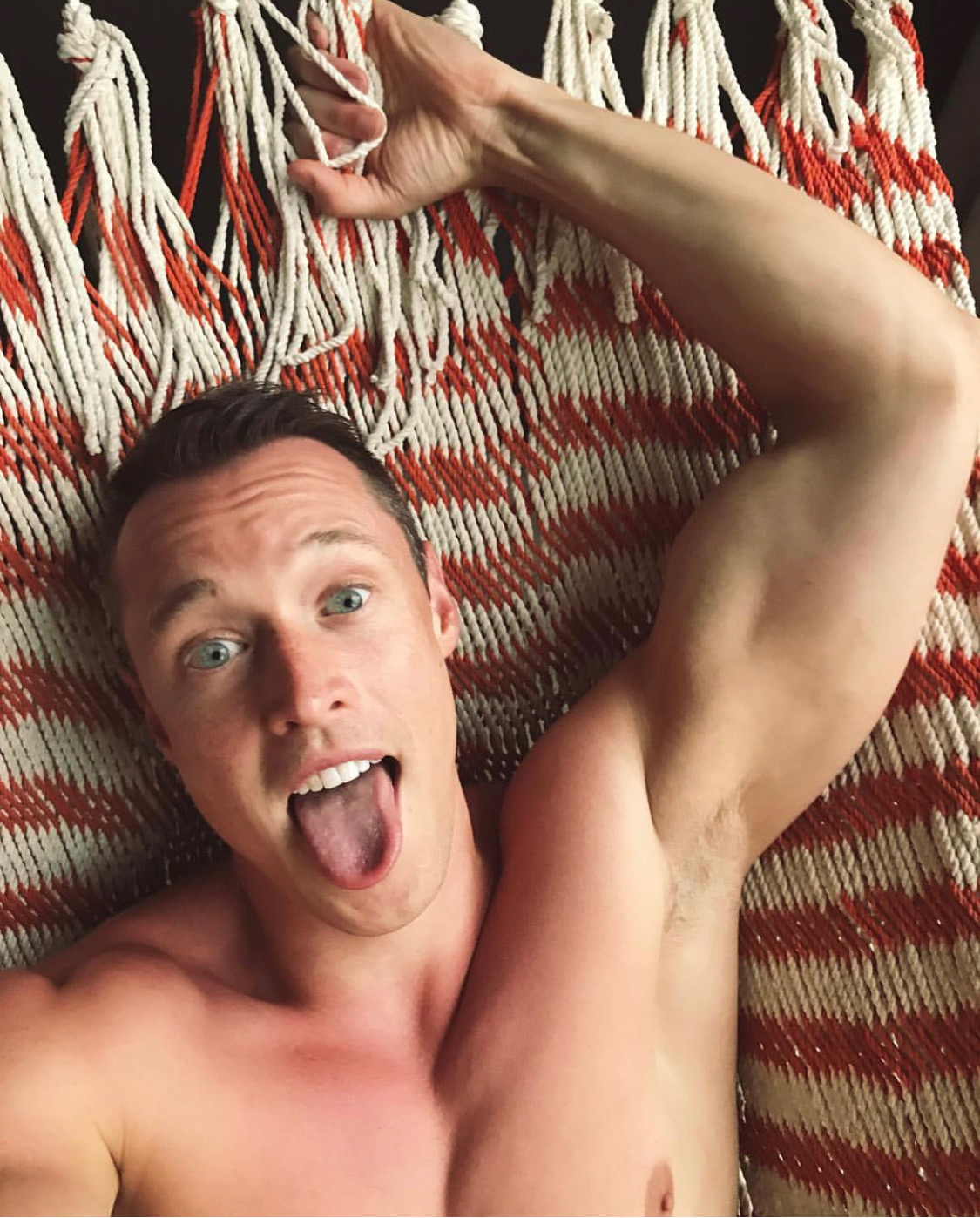 Ep. 90: Davey Wavey Talks Porn, Glory Holes & Booty Calls