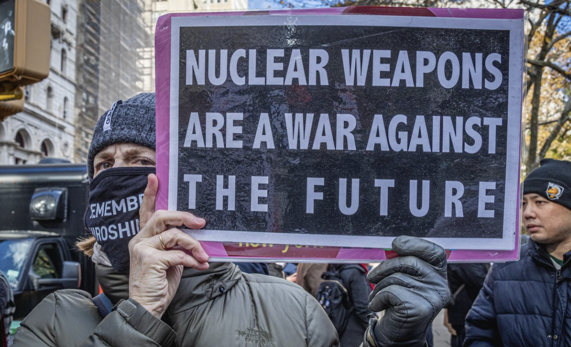 Clearing the FOG with co-hosts Margaret Flowers and Kevin Zeese