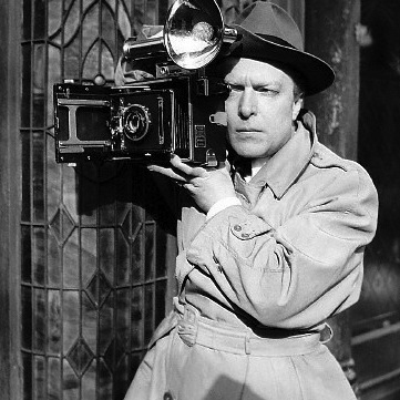 Episode 236 – Quick as a Flash (Casey, Crime Photographer)