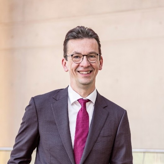 263. discover airlines' African dream, with Helmut Woelfel, Chief Commercial Officer