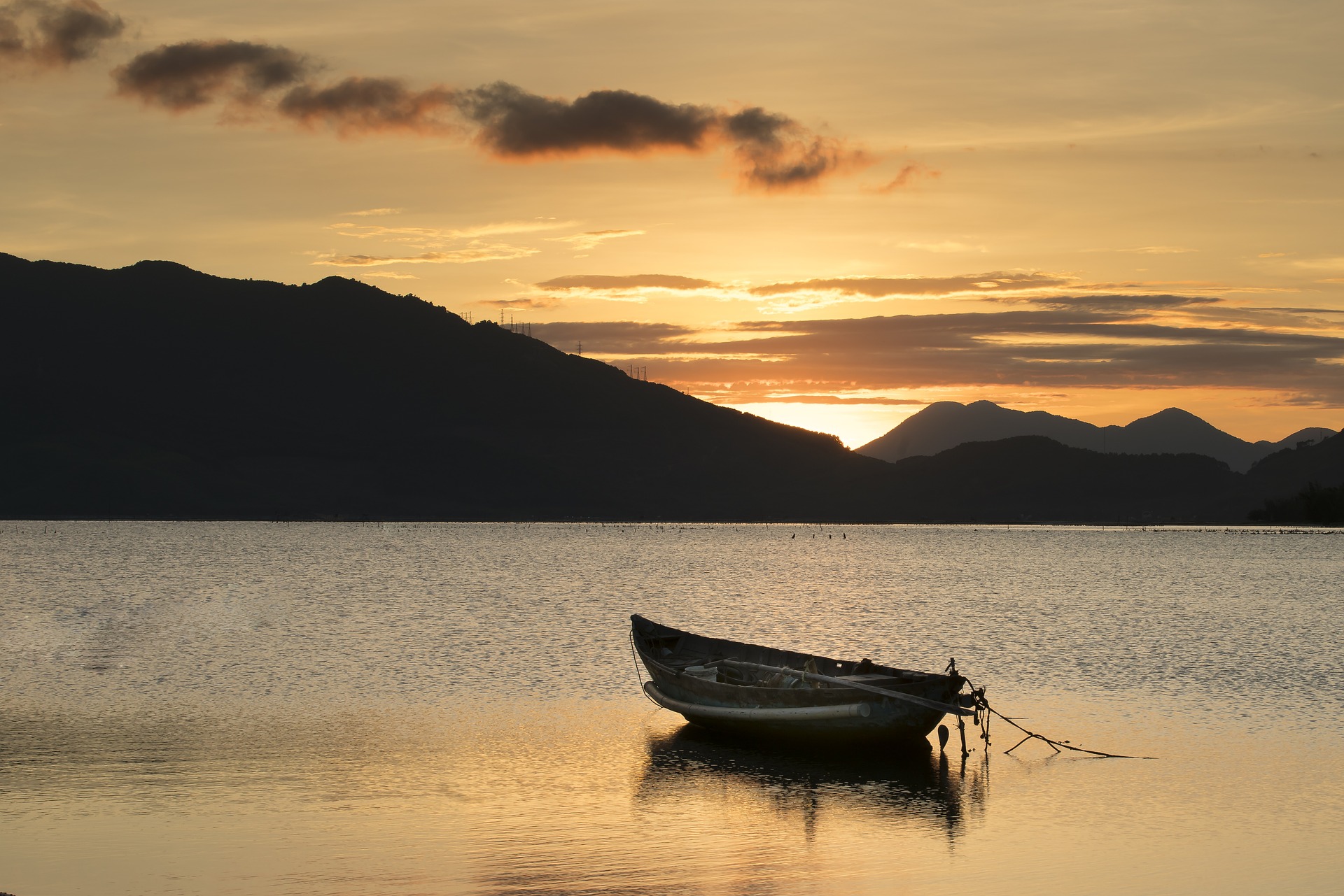 Guided Golden Light Meditation for Healing Past Friendship Wounds | Golden Memories