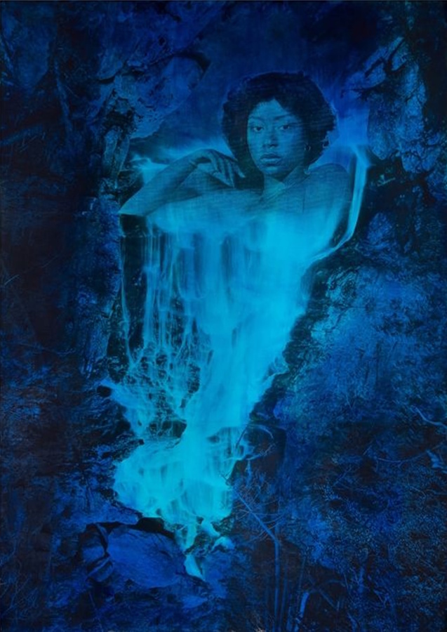 Holiday clips: Lorna Simpson