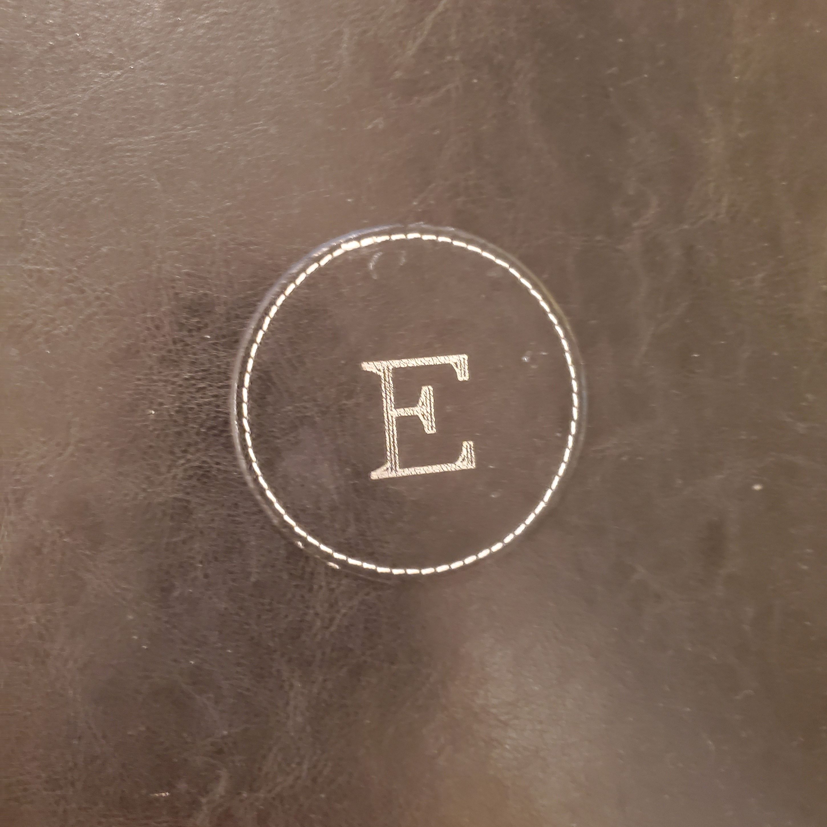 ellisconversations\'s podcast