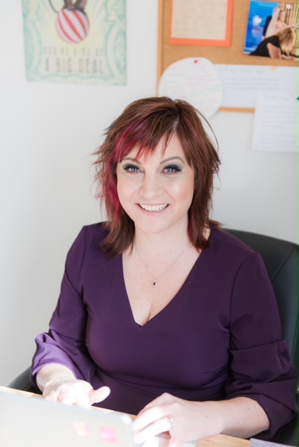 How Love Mystic Eleanor found love, and now helps neuro-divergent women find love too