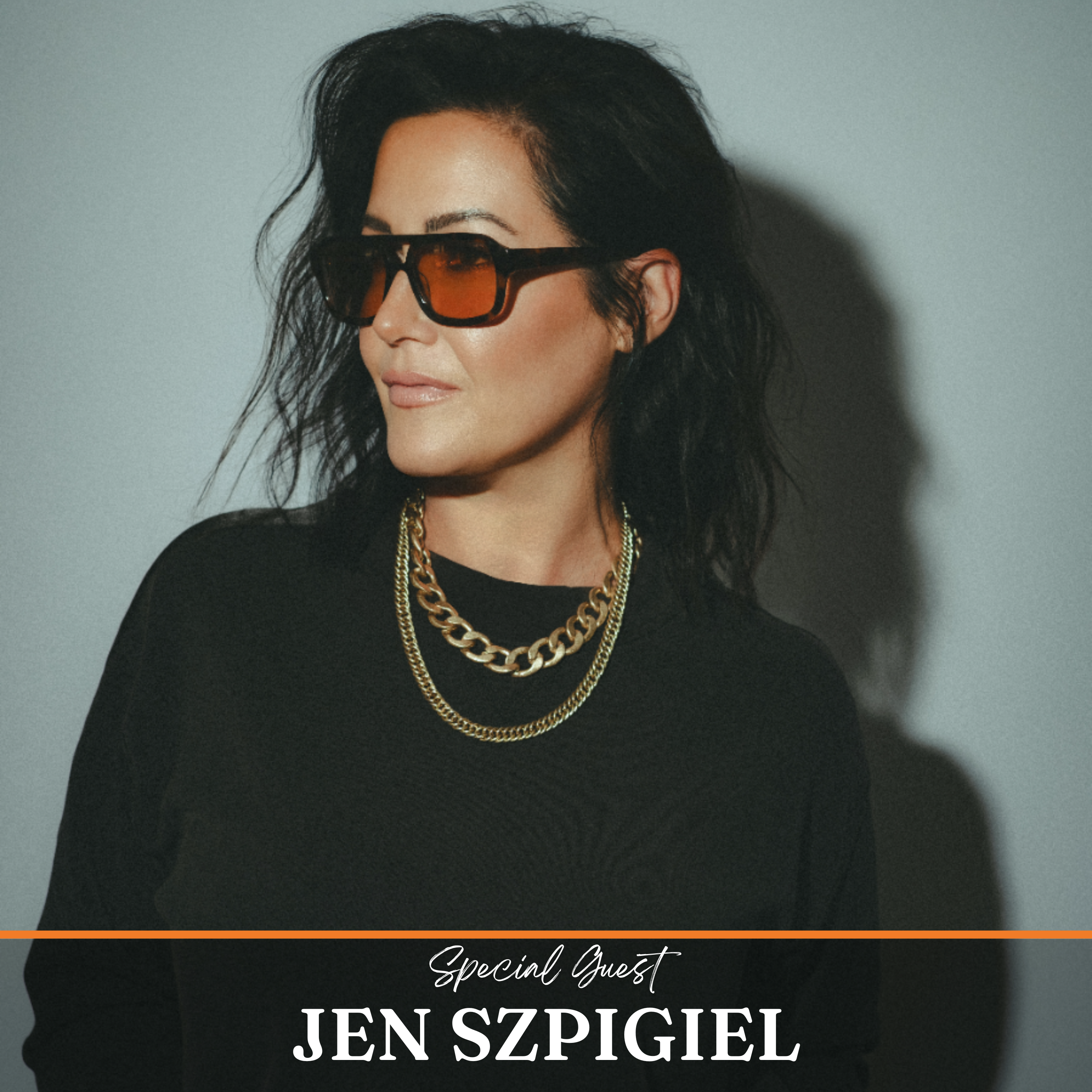 879 |  Becoming Iconic: Pursuing Your Best Self Every Day with Jen Szpigiel