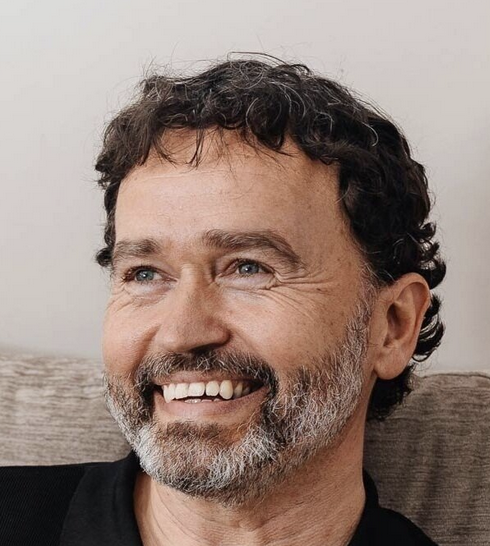 John-Paul Davies: Finding a Balanced Connection