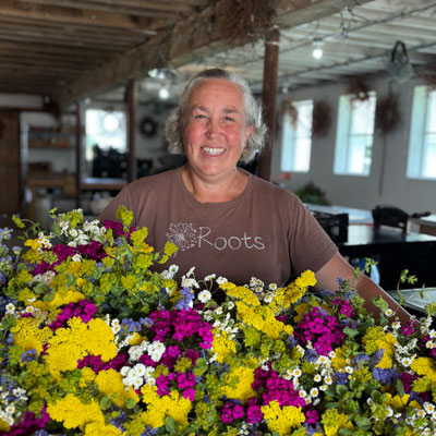 Growing Wholesale Flower Bouquets With Michelle Elston