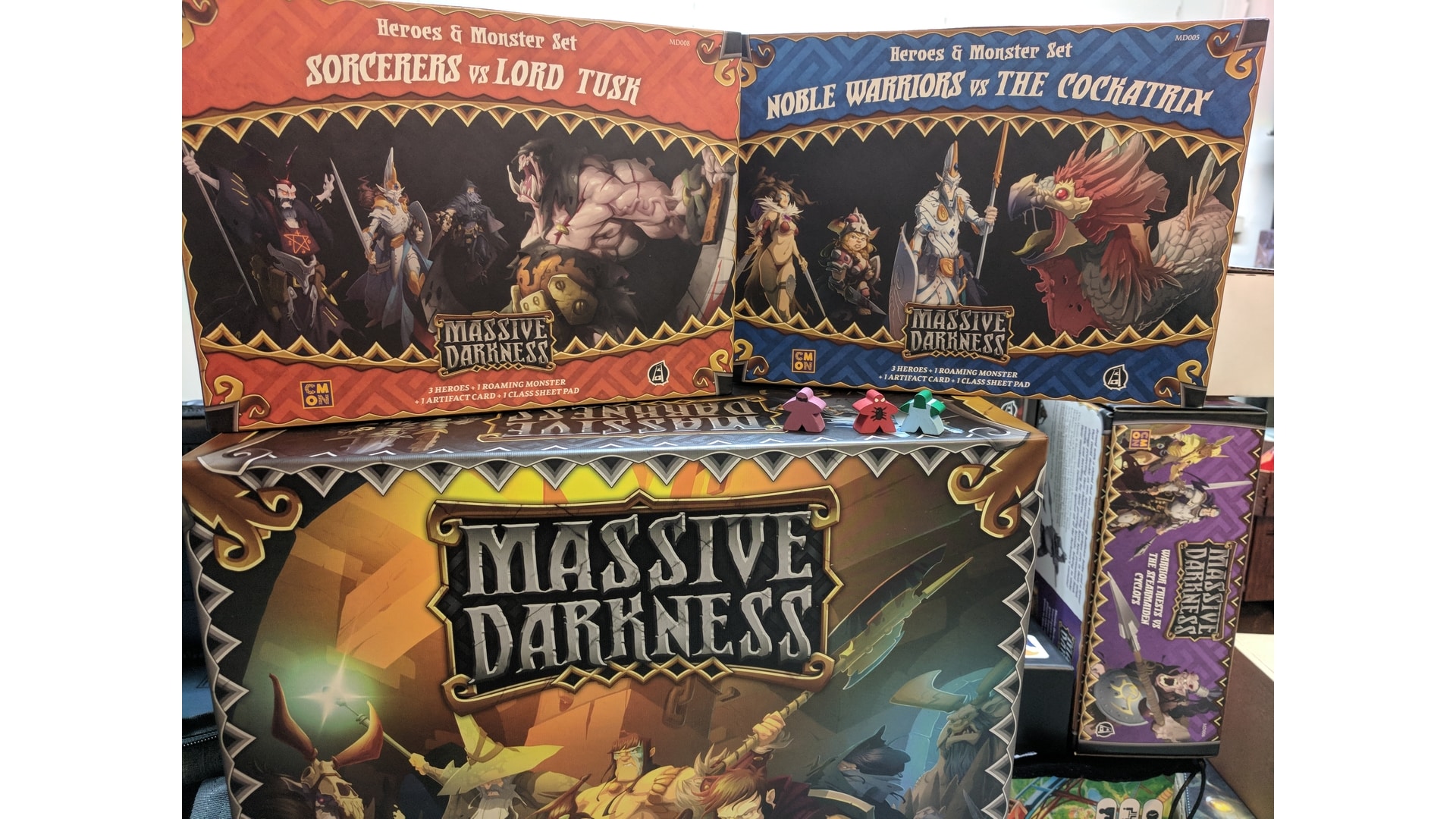 MN 0189 Massive Darkness