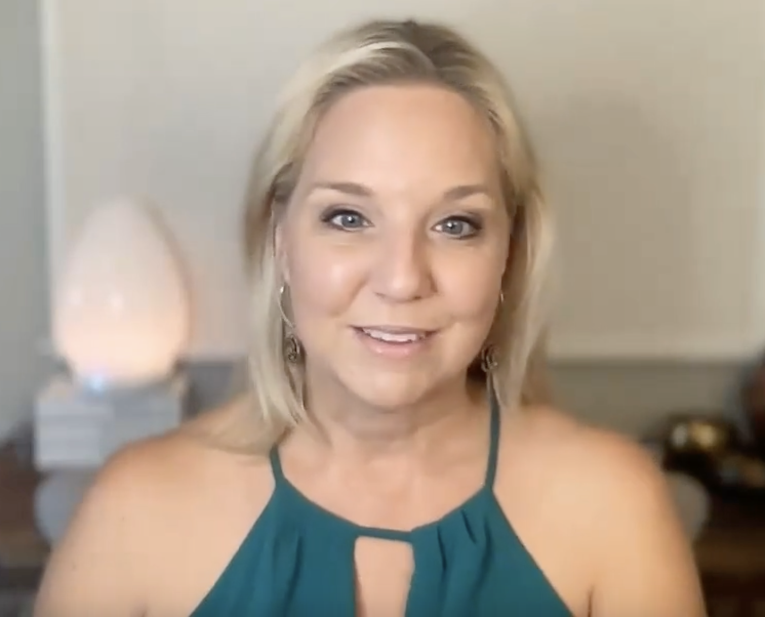 WE DON\'T DIE® Radio with host Sandra Champlain