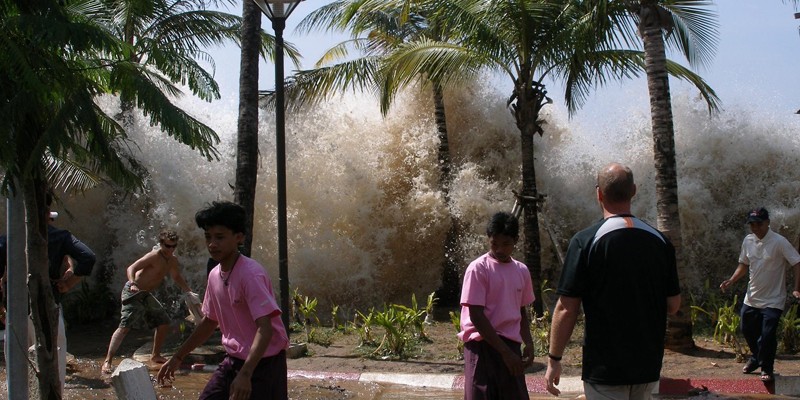 Episode 50 - The Boxing Day Tsunami and Earthquake