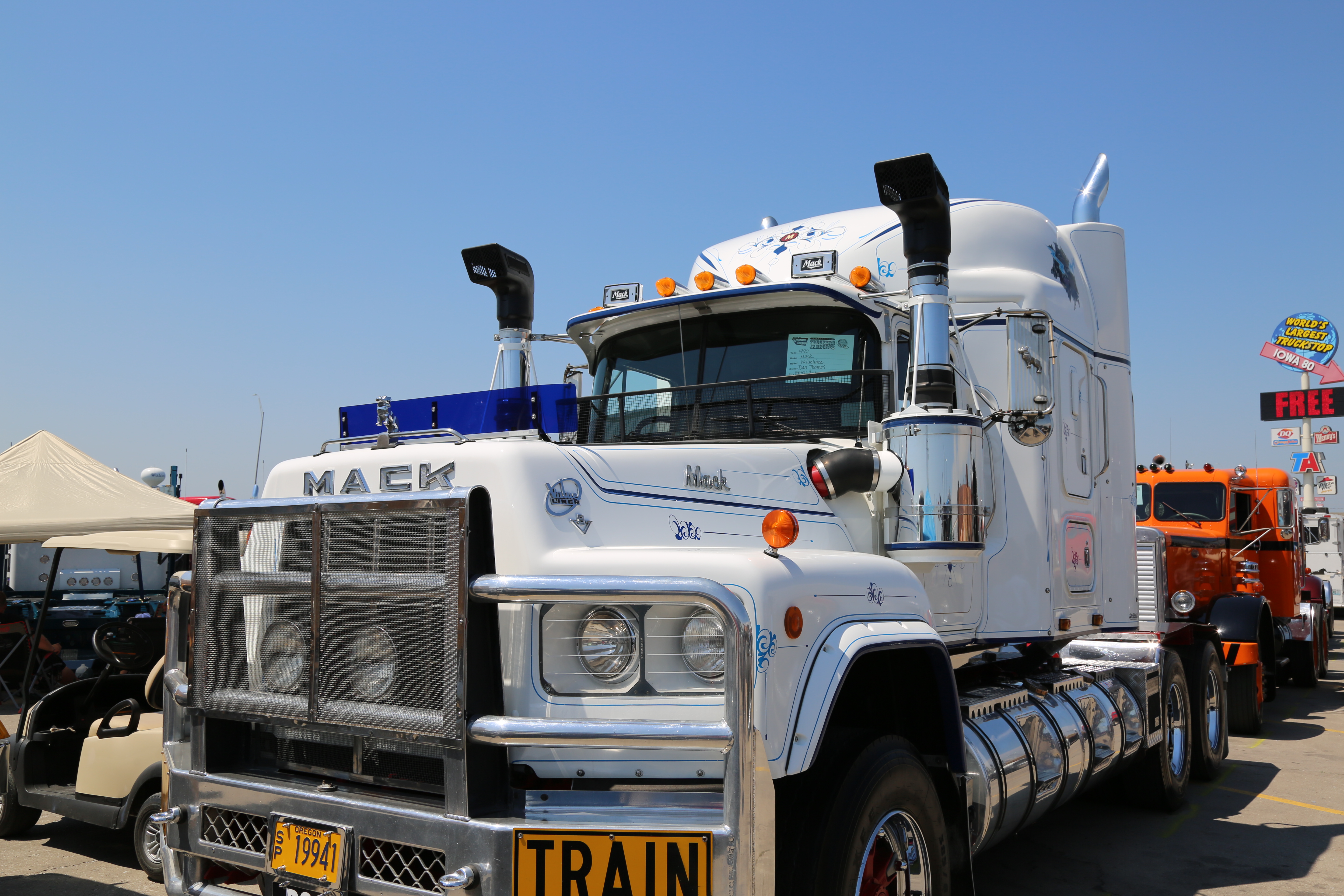 TWK Trucking with kingfish