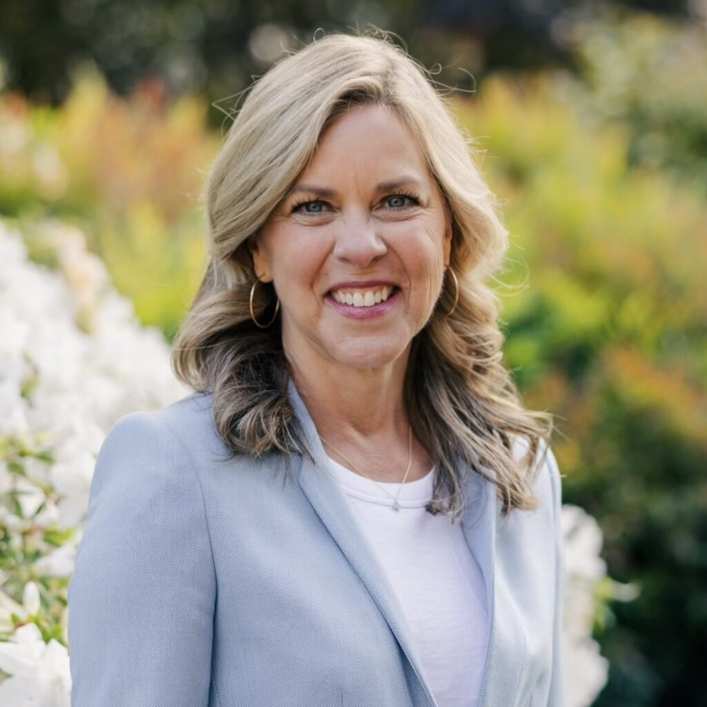 545. Are You Logged In? First Lady Suzanne S. Youngkin on Youth Engagement in a Digital Age