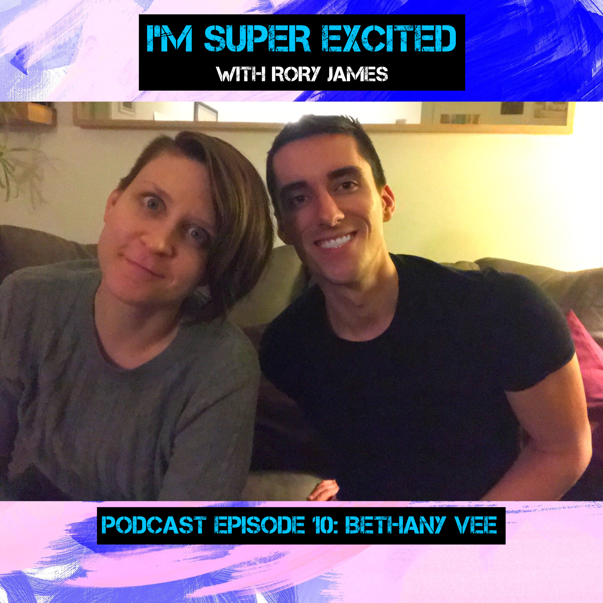 Bethany Vee & Thanksgiving - Topics: Live comedy, the Thanksgiving Parade, Bedwetting, Lesbian drummers, Giraffes, Hanson, New York, Falling in love on a plane, Mariah Carey, Chipotle, Haircut envy, Moist turkey