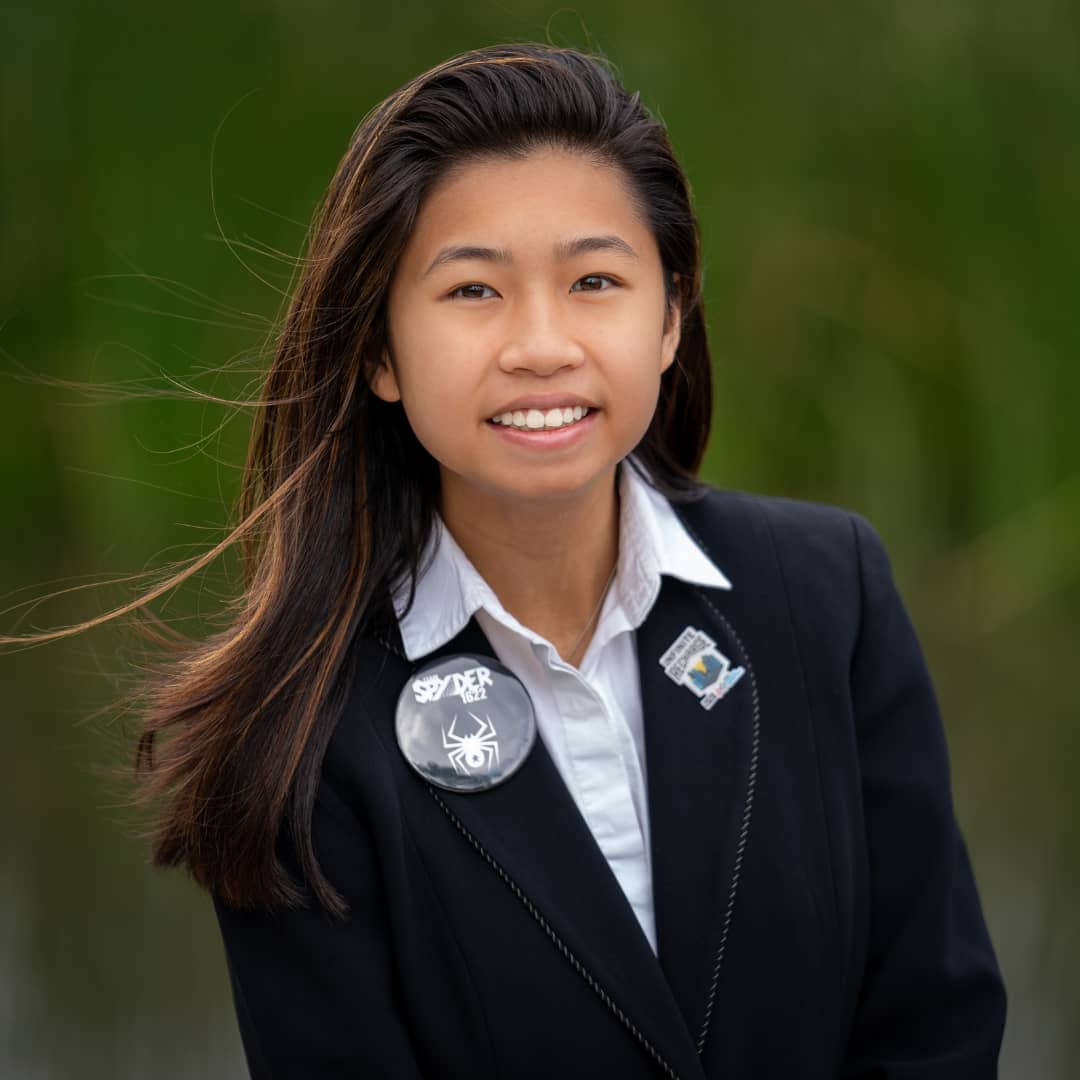 Hearts Of Gold - Reflections from Gold Award Girl Scouts
