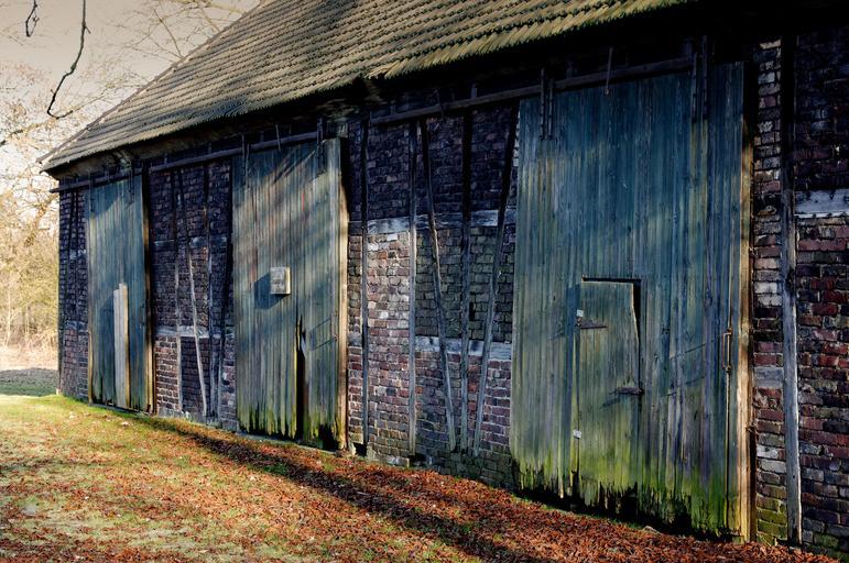 UnderGround Railroad (r)