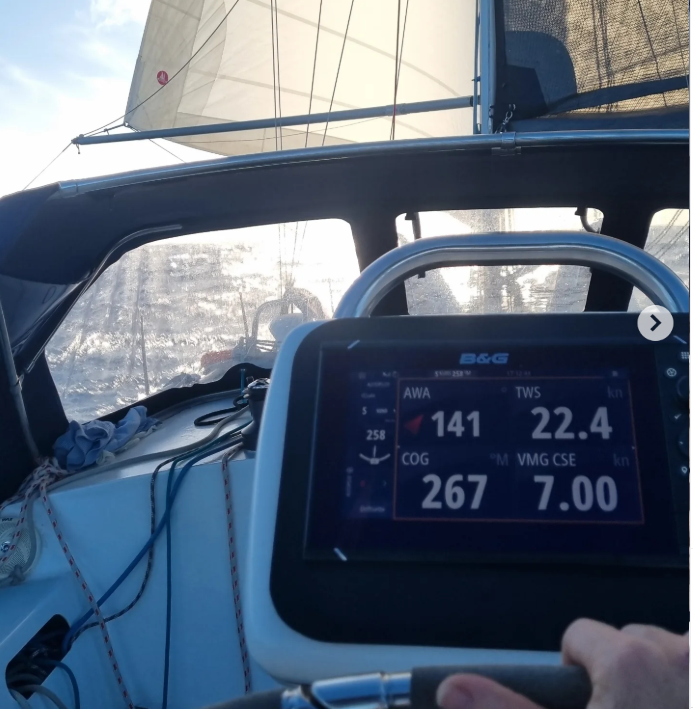 Slitsom atlanterhavskryssing uten autopilot