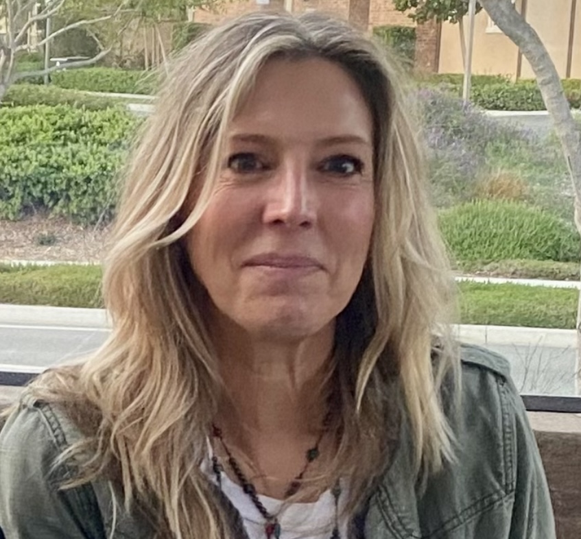 501 Cathy McHugh - A Mother's Connection After Child Loss, Signs, a Side By Side Life & Precognition
