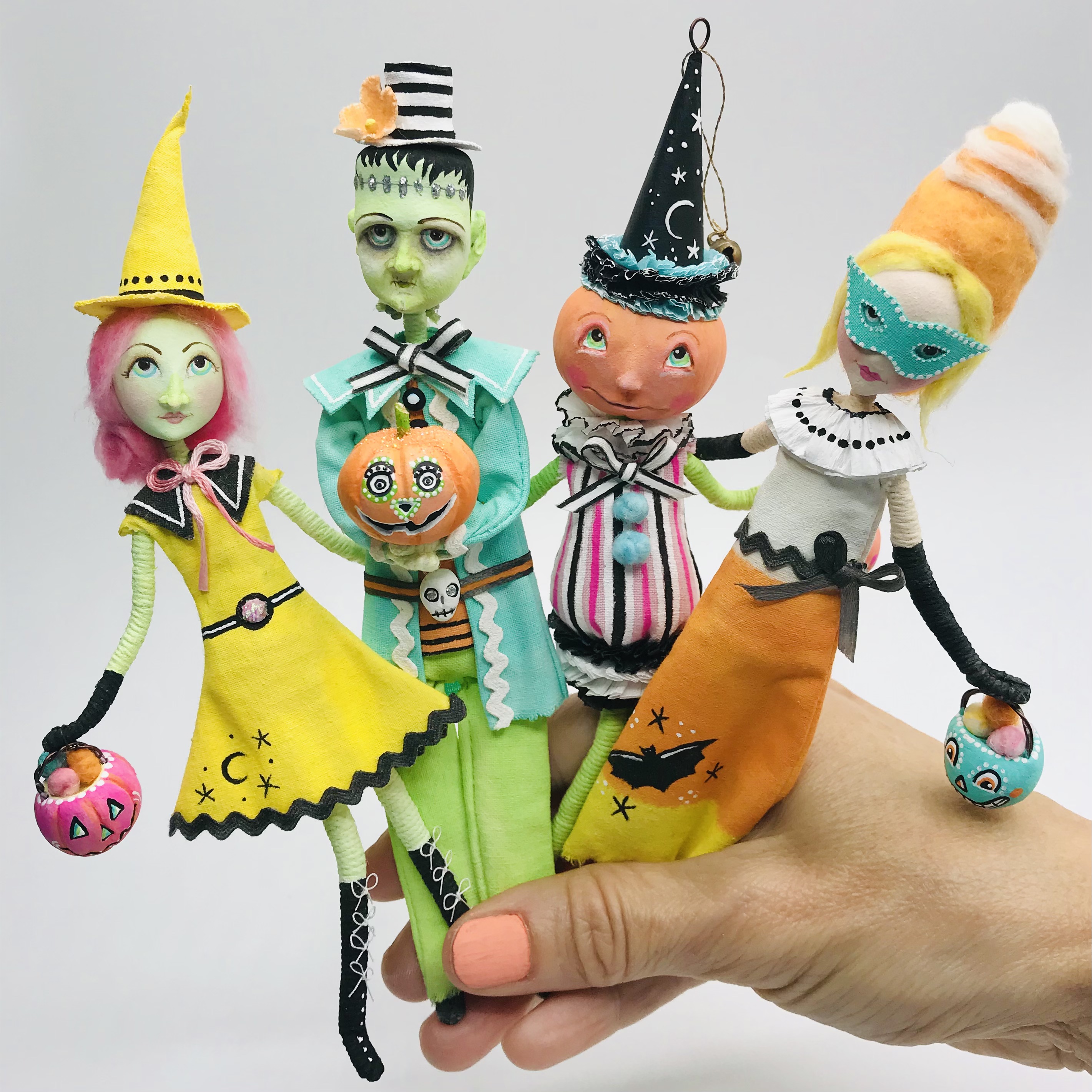 Halloween Art and Travel