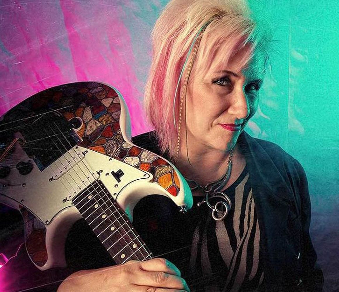 Jennifer Batten