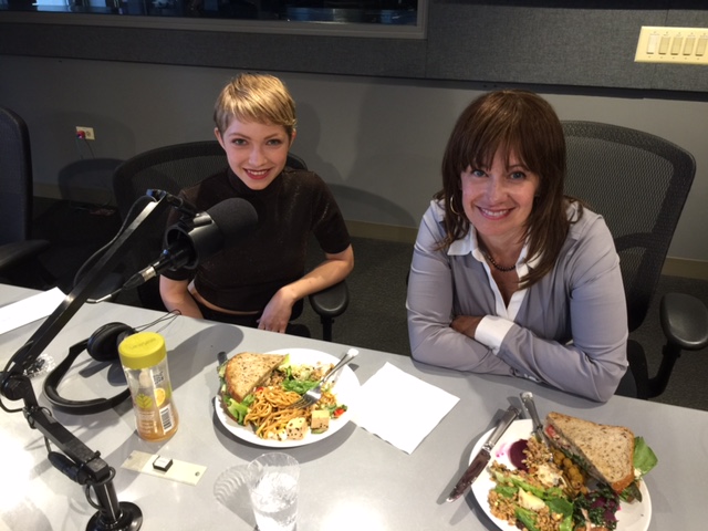 The Celebrity Dinner Party with Elysabeth Alfano - Audio Podcast