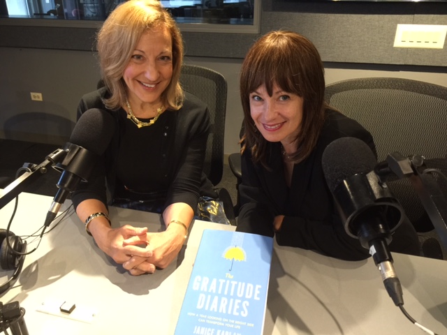 The Celebrity Dinner Party with Elysabeth Alfano - Audio Podcast