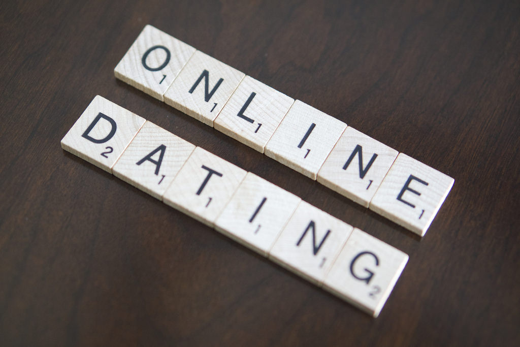 cover of episode Wǒ Men Podcast: Online Dating in China