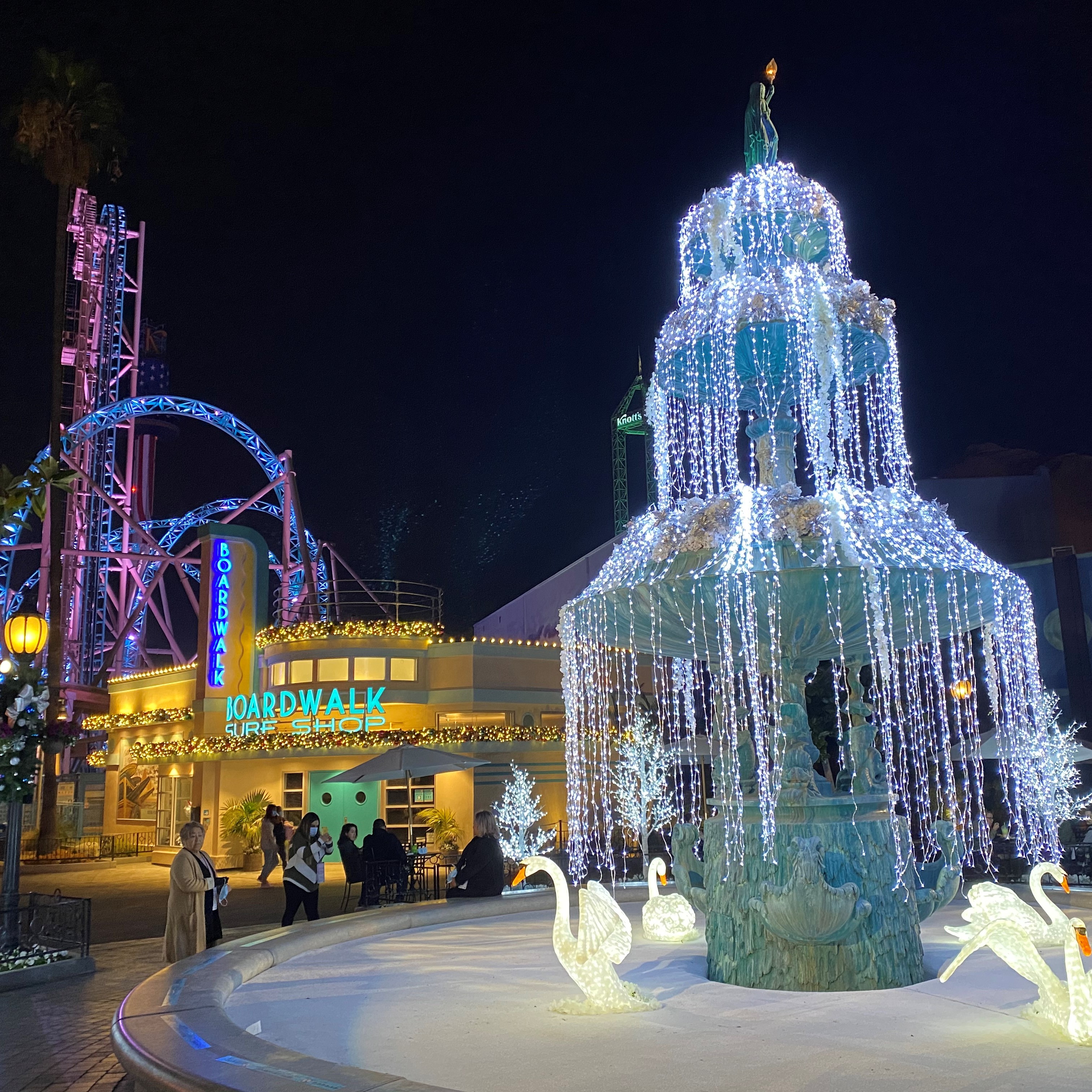Episode 570 - Knott’s Berry Farm’s 
