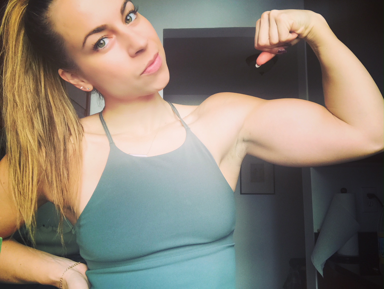 A “Strong First” Approach To Improving Performance And Combatting Autoimmune Disease with Dr. Emily Kiberd- Muscle Maven Radio Episode #15