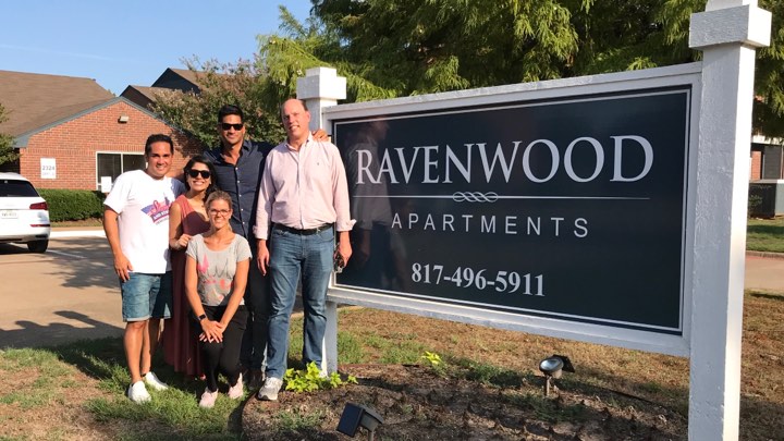 US Multifamily Apartment Investing Stars & Stripes