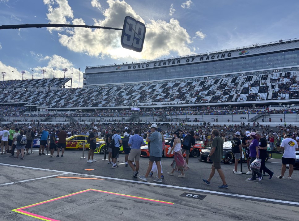 Splash of Gas with Dave Weichert