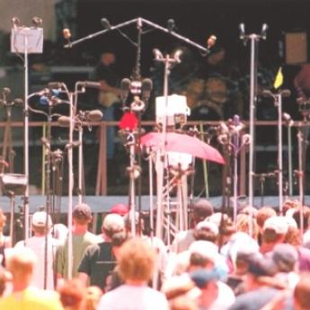 BONUS: More Live in '85