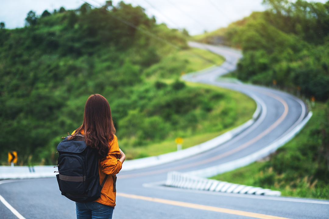 The Best Way to Help Middle Schoolers Learn Independence? Managing Yourself First. Here's Why Questions are The Way to Do It.