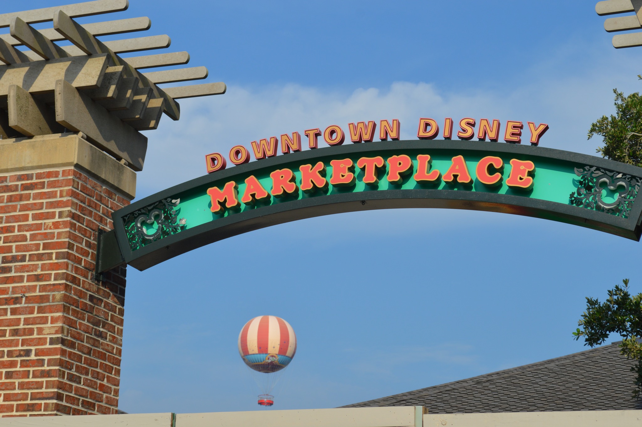 Monorail Tales: A Disney Fan Podcast