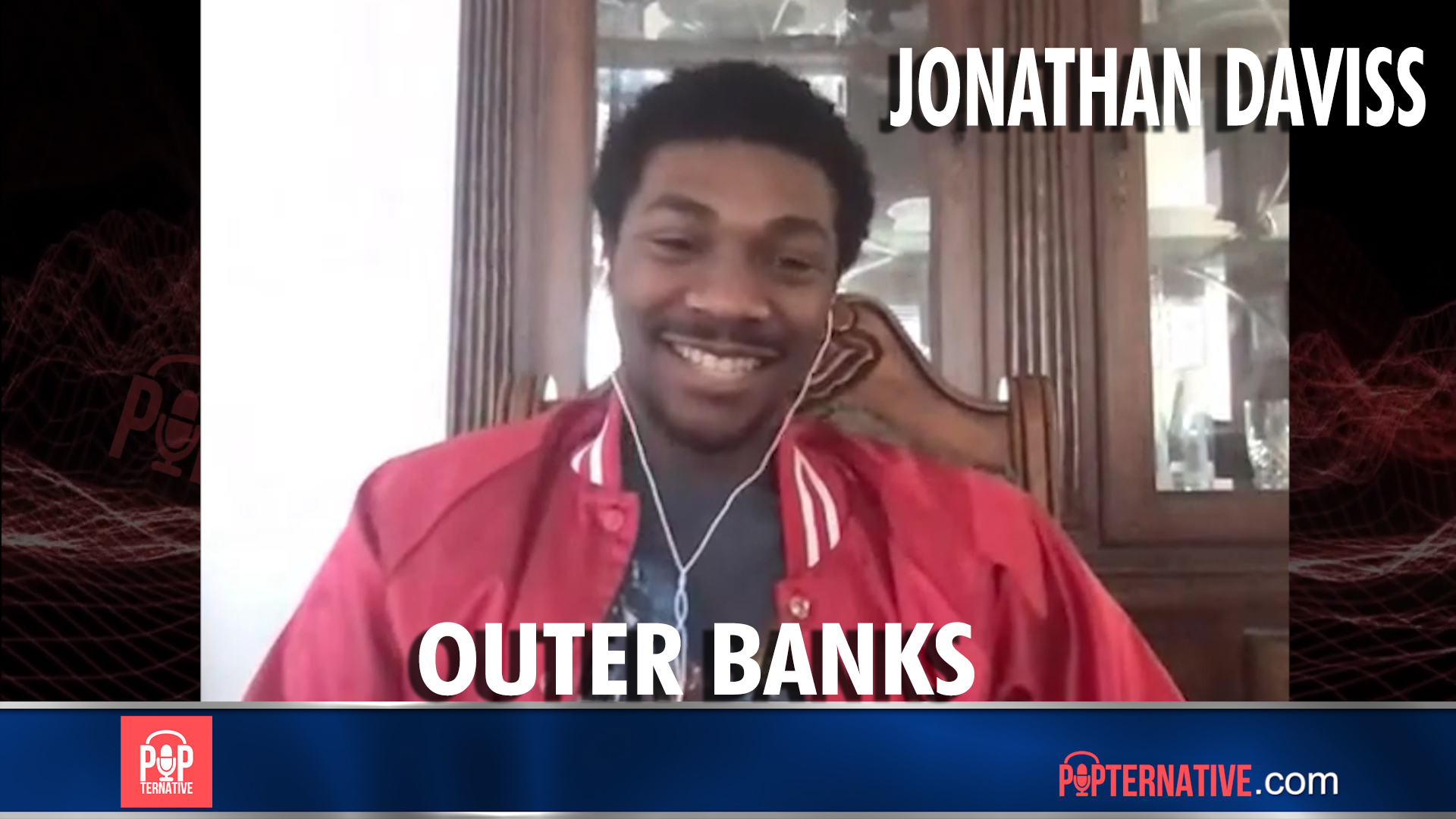Jonathan Daviss talks Outer Banks, Dad Jokes, Hot Ones and much more!