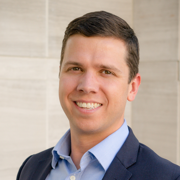 NetWorth Radio's Texas Global Business Leadership Series: Spencer McGowan Interviews Brad Olsen and Oliver Doolin from Recurrent Advisors in Houston. The Texas Energy Revolution!