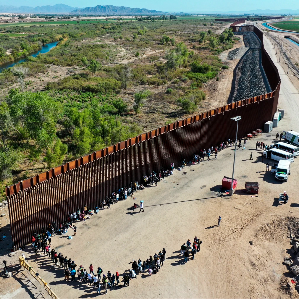 Panic at the border w/ Alex Aviña