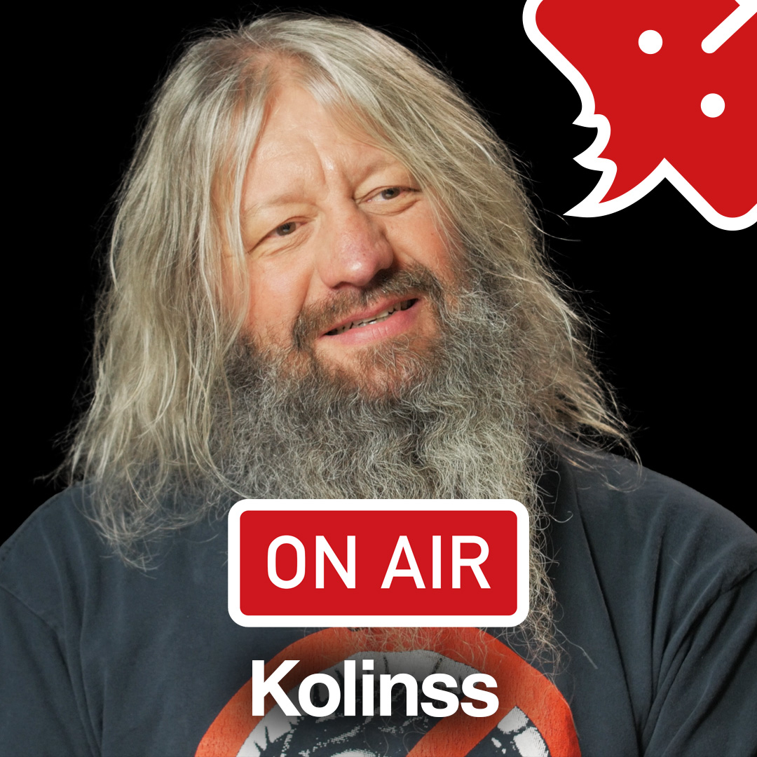 Kolinss (Debustrol) ON AIR: „Na vojně měl kolega za úkol hlídat, jestli nedělám satanský mše."