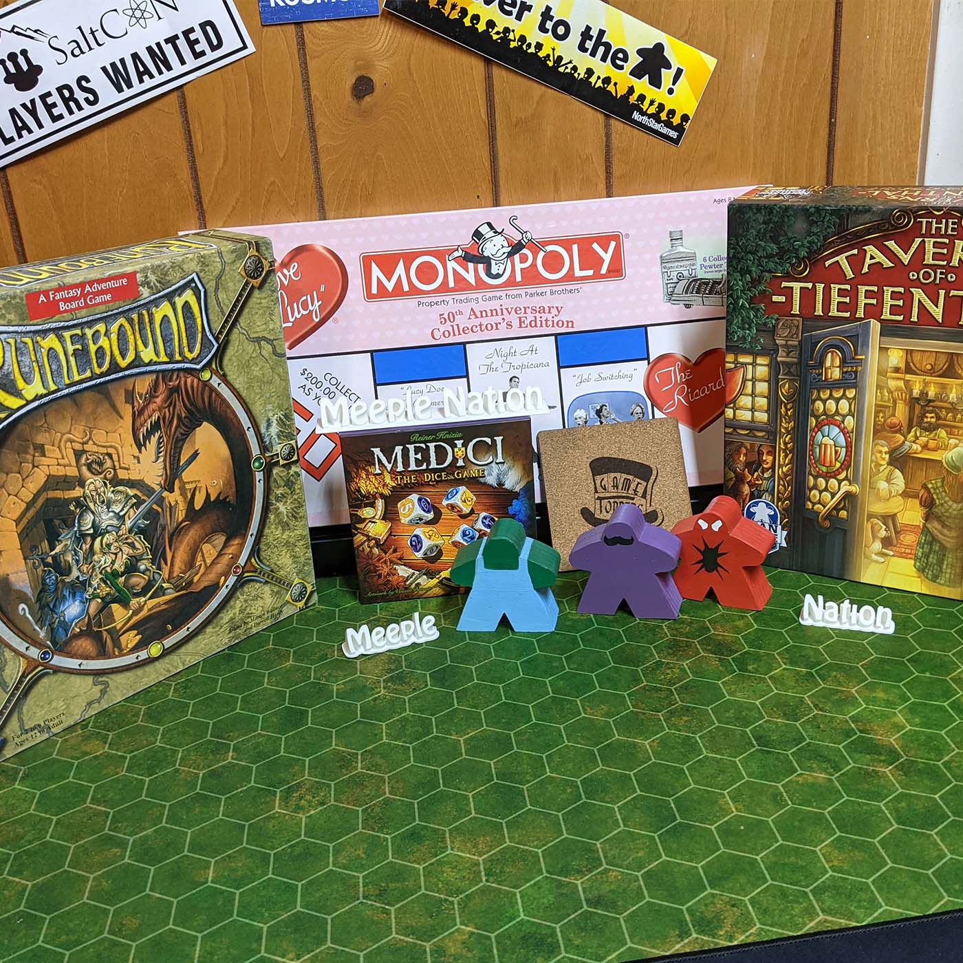 MN 382 Four Dice Games