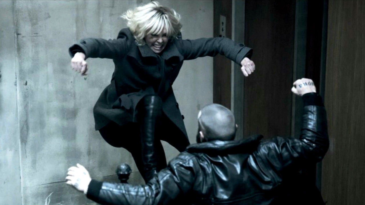 Atomic Blonde - Charlize Theron Kicks ALL the Ass!