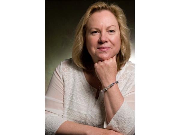 Ep 193: Stephanie McAuliffe on Writing The Message in the Bottle