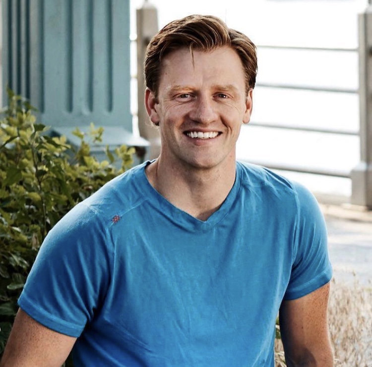 EFR 028: Where Function Meets Fashion with Nate Checketts of Rhone Apparel