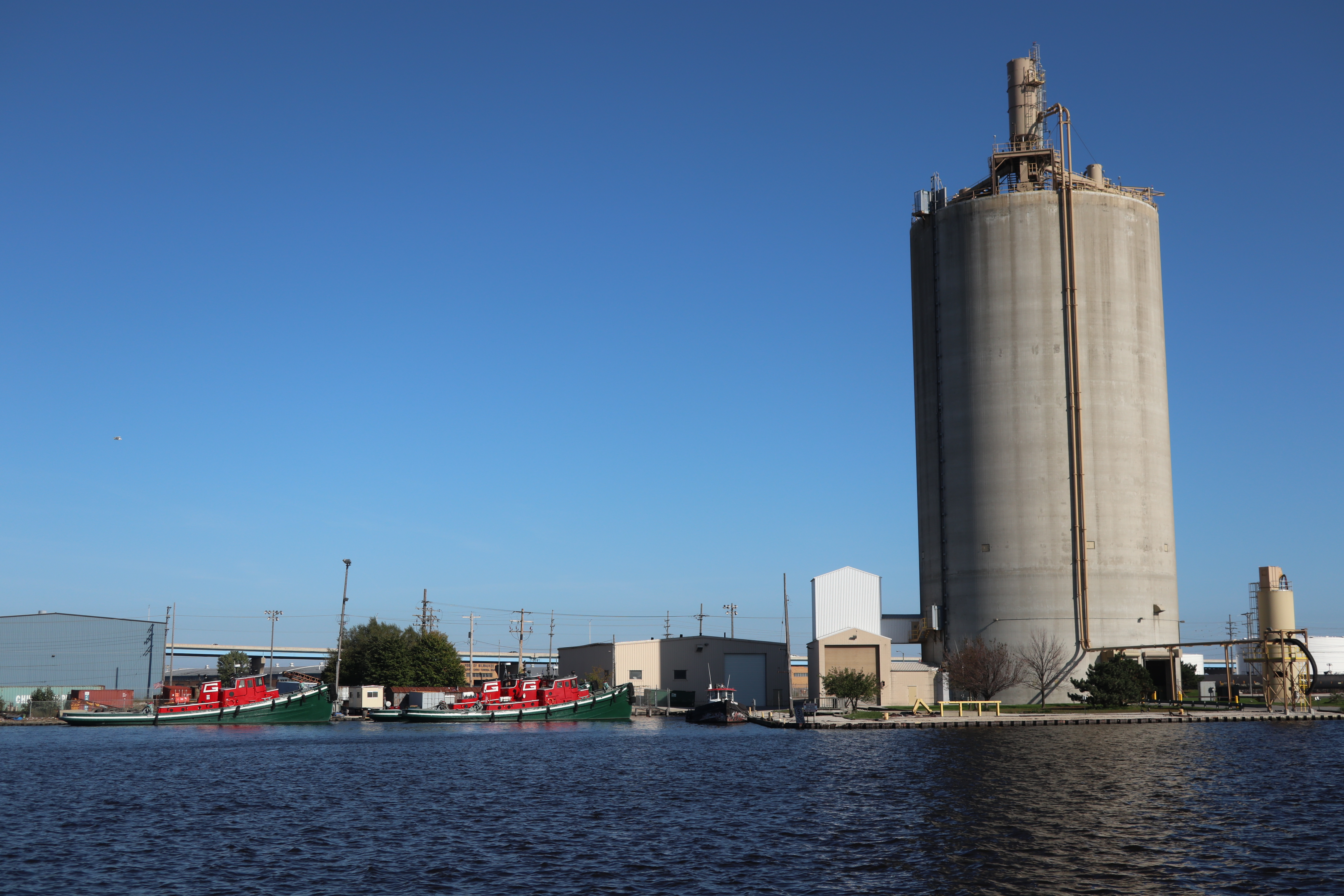 TWK Trucking with kingfish