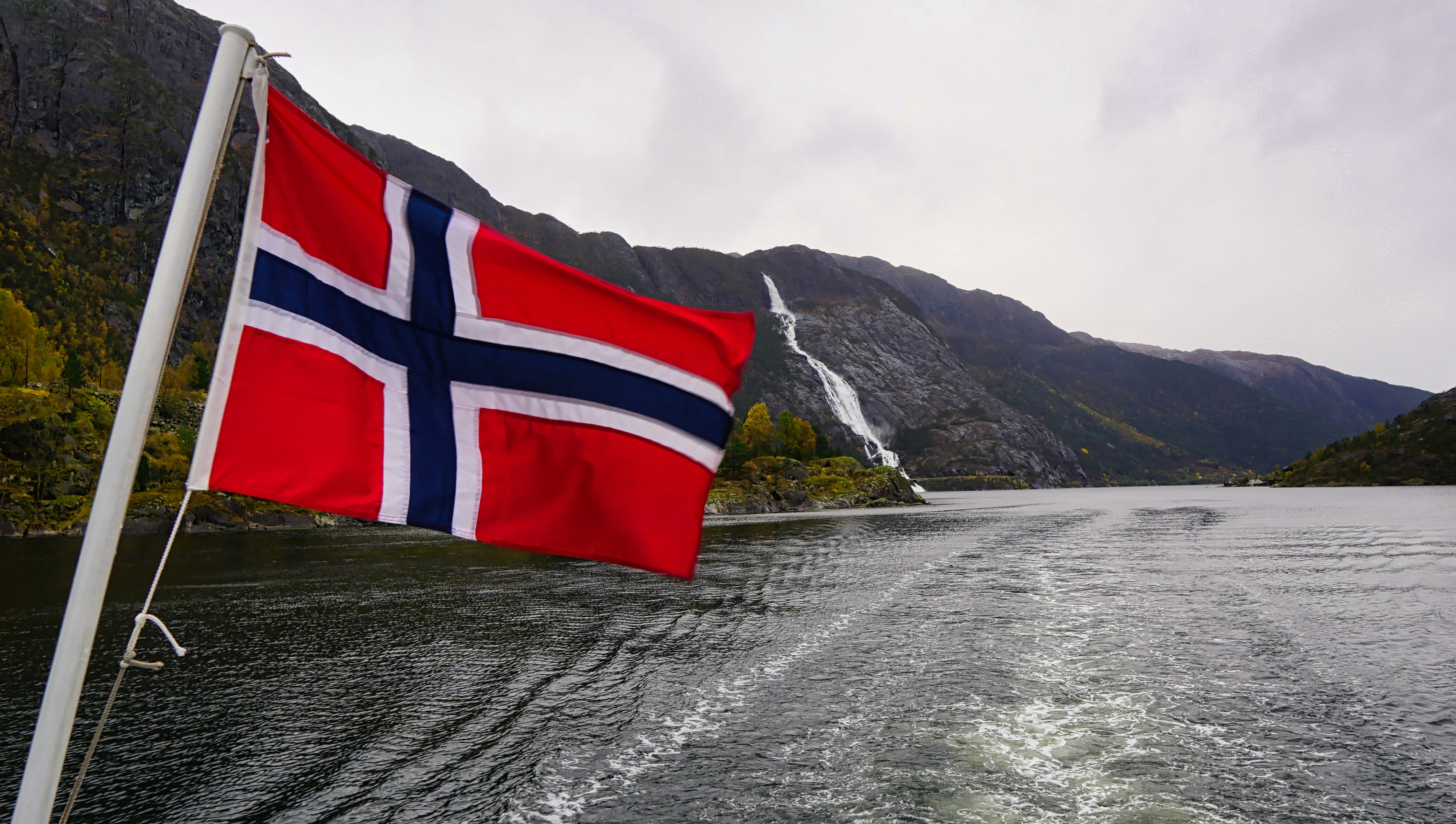 CAA Podcast:"Mission to Oslo: Dancing with the Queen, Dealmaking with the Russians, Shaping History"