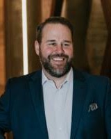 What The Farm Podcast - Real life conversations about agriculture and how it affects the consumer\'s food. From farming to marketing.