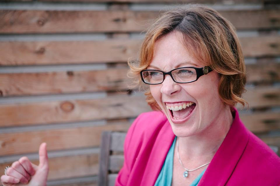 527: How To Make Friends As Adults {Interview with Dr. Agnes Wainman}