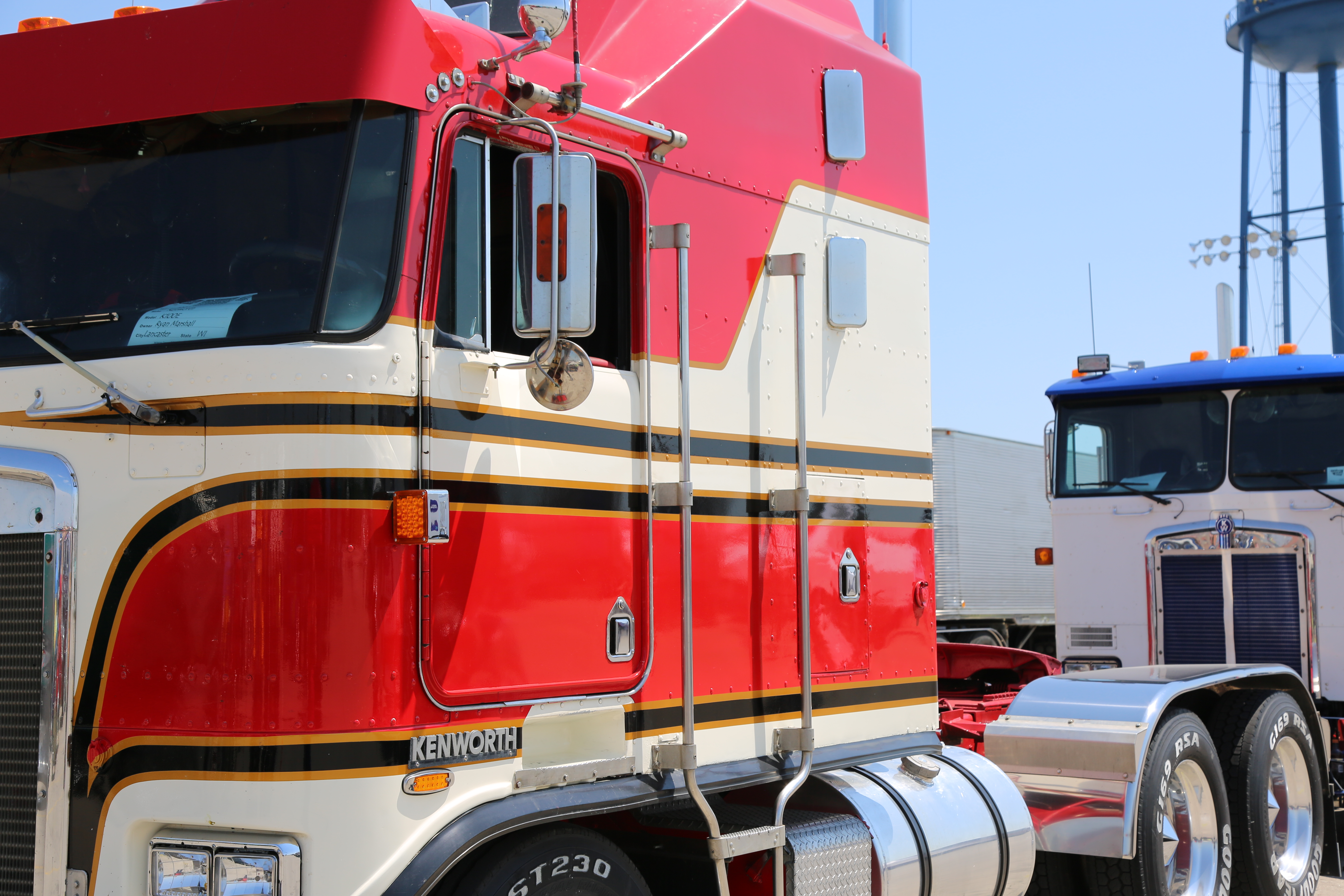 TWK Trucking with kingfish