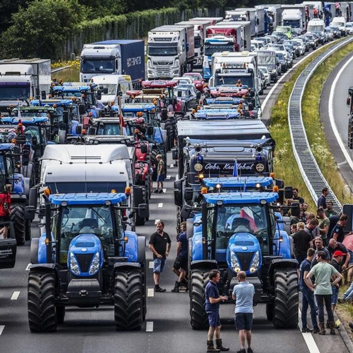 #588: The War On Farmers with Greg Carlwood