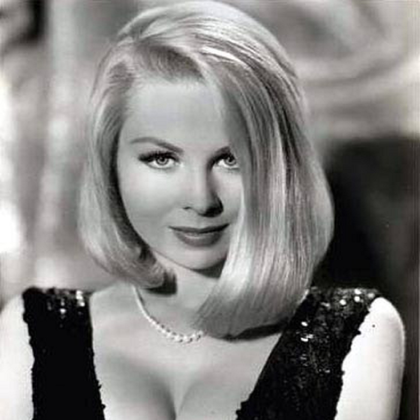 TV Confidential with Ed Robertson